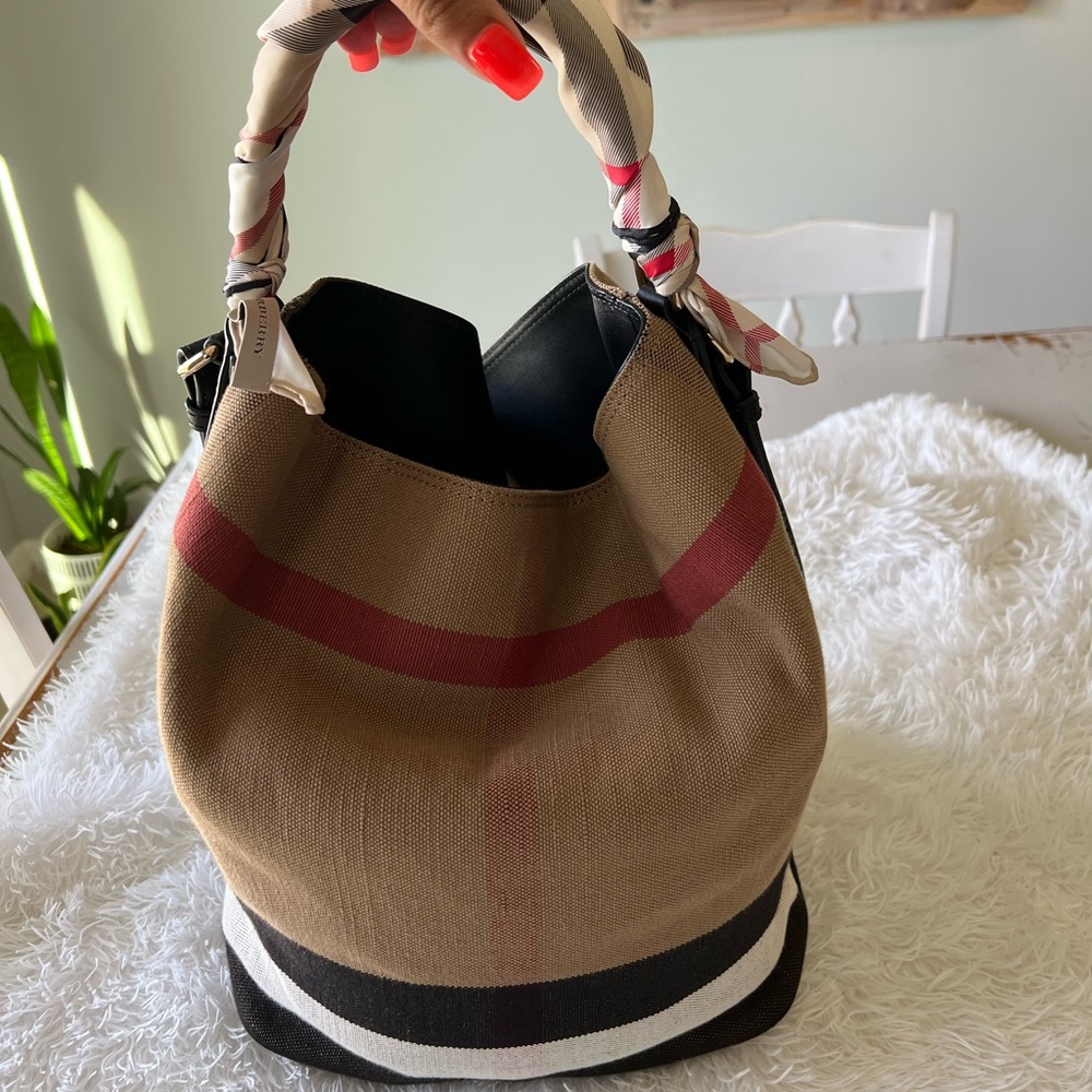 Burberry bag with dust bag and authentic Burberry scarf!